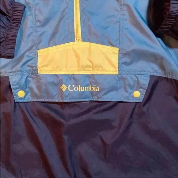 Colmbia Pullover Jacket    - Picture 2 of 4